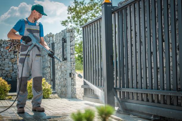 Best Driveway Pressure Washing  in Del Rio, CA